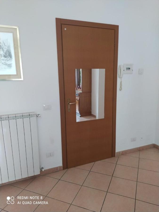 Appartamento Сан Винченцо Екстериор снимка